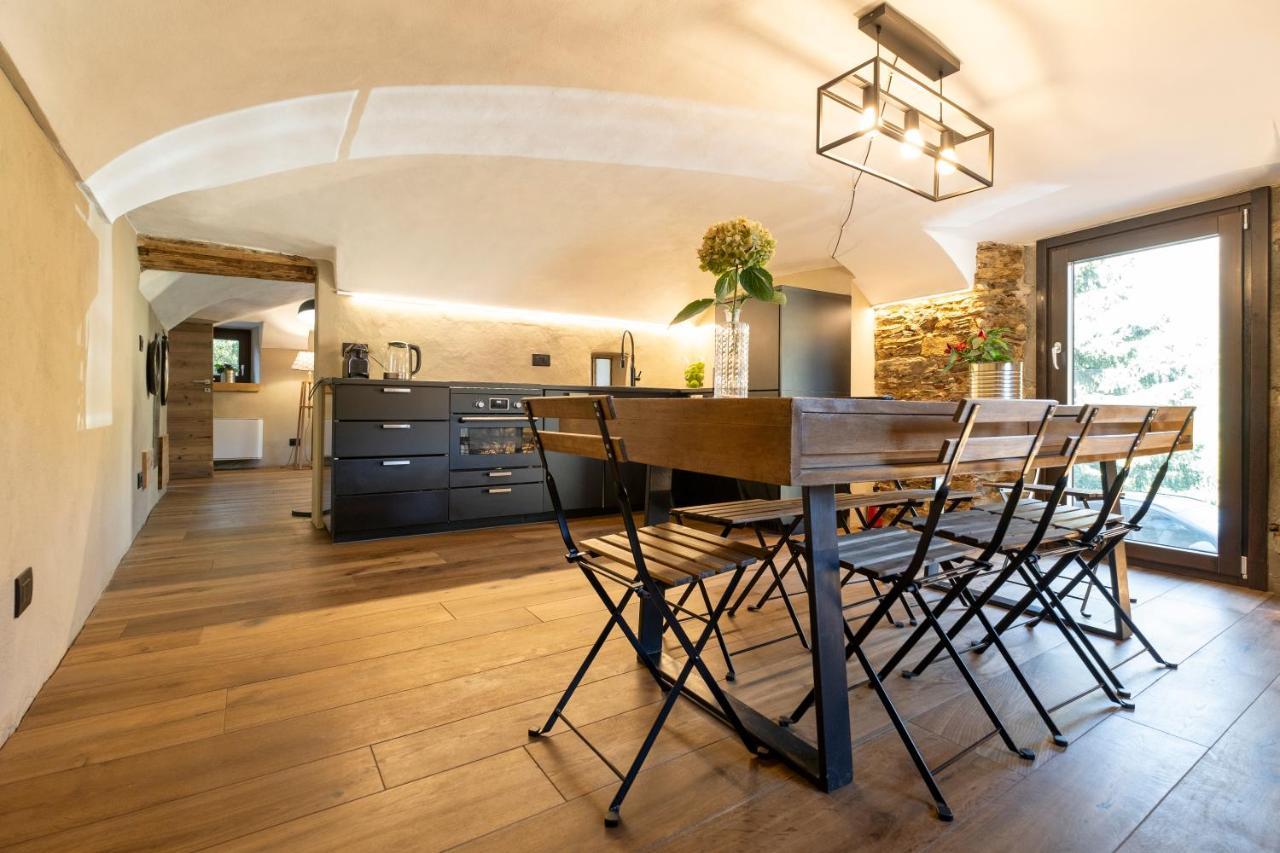 Bed and Breakfast L'Ozio Creativo à Castelnuovo Nigra Extérieur photo