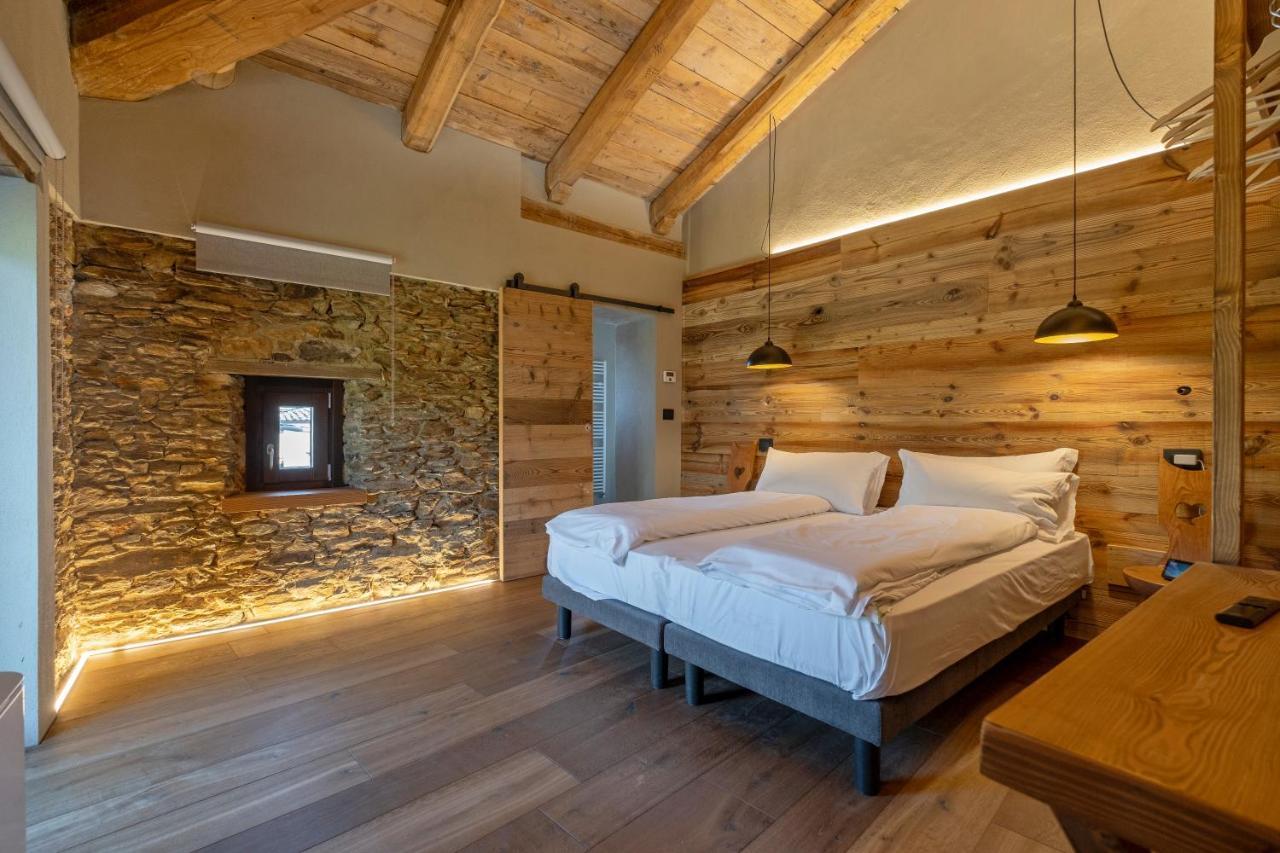 Bed and Breakfast L'Ozio Creativo à Castelnuovo Nigra Extérieur photo