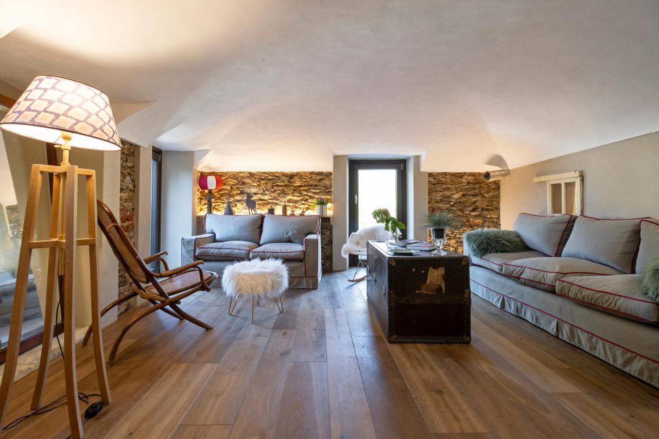 Bed and Breakfast L'Ozio Creativo à Castelnuovo Nigra Extérieur photo