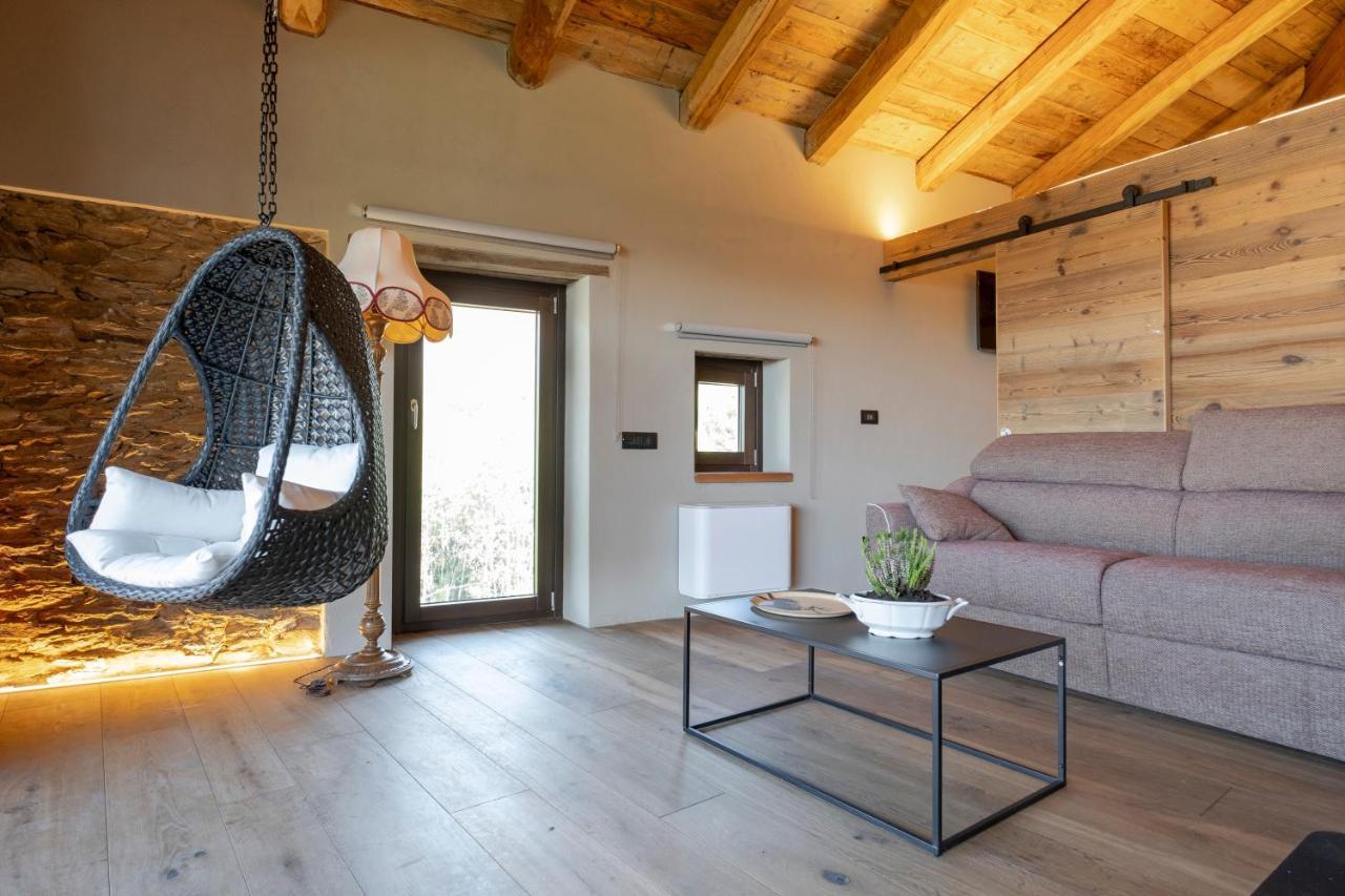 Bed and Breakfast L'Ozio Creativo à Castelnuovo Nigra Extérieur photo